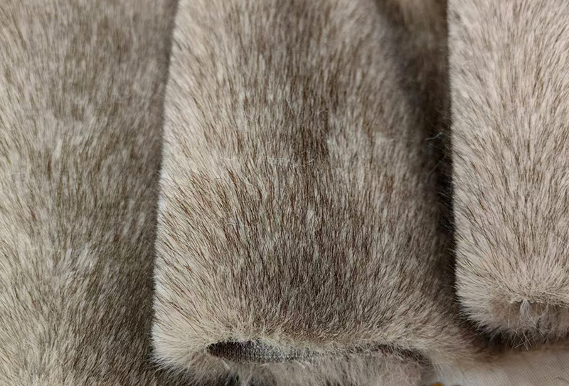 1200mg*185cm Two-color cationic imitation fox fur fabric 1200mg*185cm Two-color cationic imitation fox fur fabric