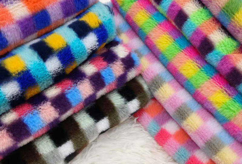 500mg 160cm Colorful plaid rabbit fur print plush fabric 500mg 160cm Colorful plaid rabbit fur print plush fabric