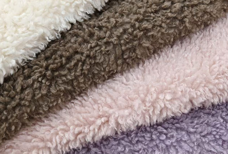 800mg/m² 165cm Cara cashmere fabric suitable for dolls/cushions 800mg/m² 165cm Cara cashmere fabric suitable for dolls/cushions