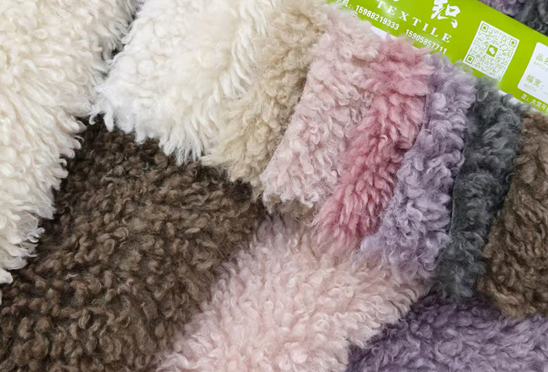 800mg/m² 165cm Cara cashmere fabric suitable for dolls/cushions 800mg/m² 165cm Cara cashmere fabric suitable for dolls/cushions