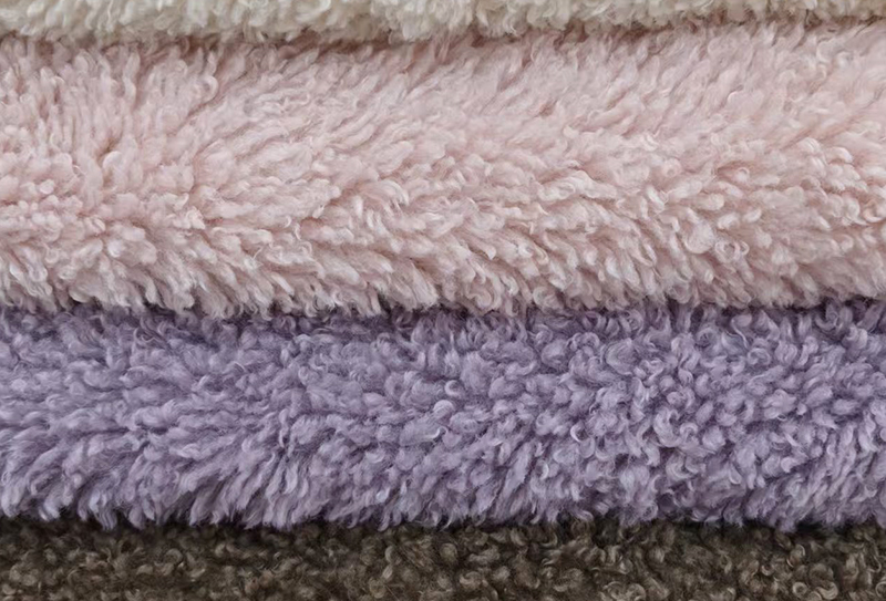 800mg/m² 165cm Cara cashmere fabric suitable for dolls/cushions 800mg/m² 165cm Cara cashmere fabric suitable for dolls/cushions