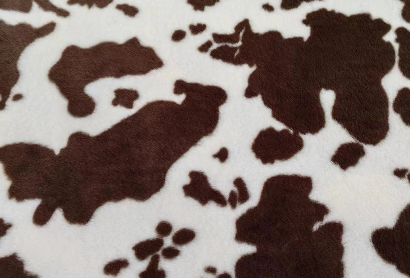 500mg*160cm Cow rabbit fur printed plush fabric 500mg*160cm Cow rabbit fur printed plush fabric