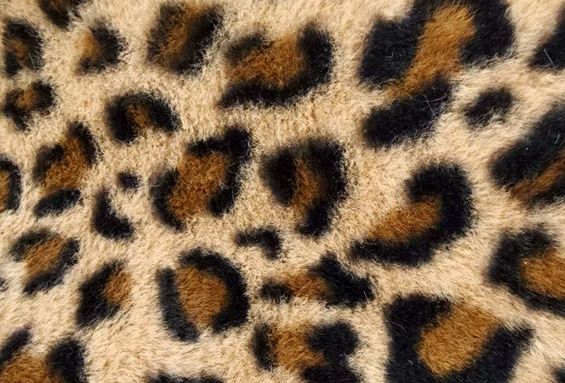 500mg 160cm Leopard rabbit fur print plush fabric 500mg 160cm Leopard rabbit fur print plush fabric