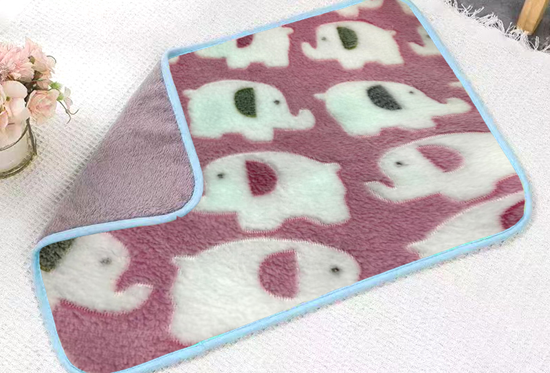 230gsm 160cm Double-sided flannel 3D printed plush fabric 230gsm 160cm Double-sided flannel 3D printed plush fabric